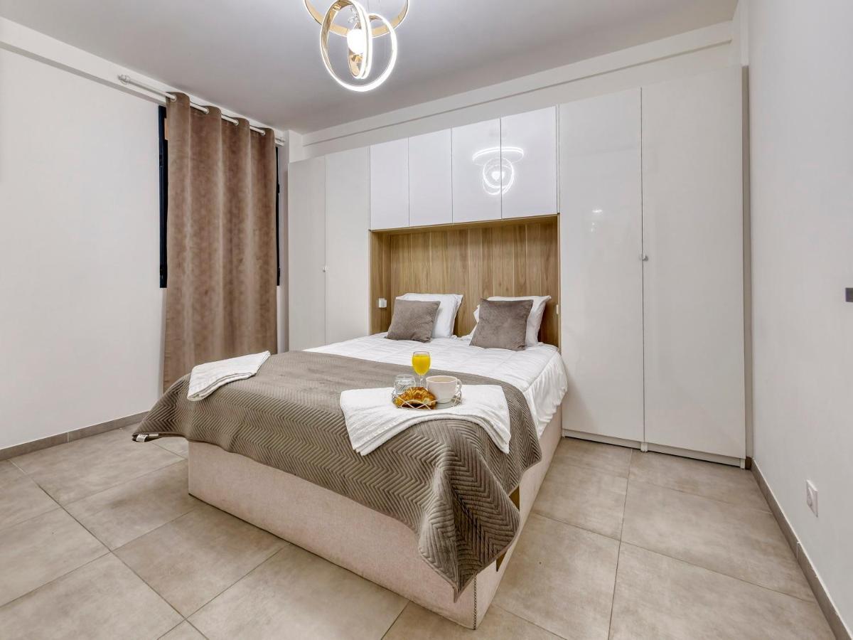 City Vibes, Indoor Parking, Breakfast & Air Conditioning Nice Ngoại thất bức ảnh